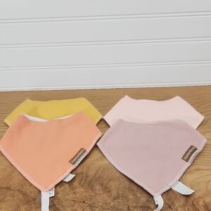 Vuminbox Teething Bibs - Pink, Orange, Yellow, and Purple W/ Teether Strap